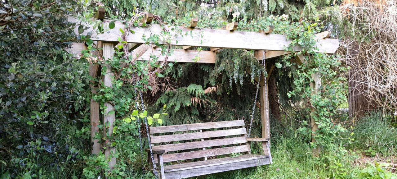 Earthsounds Country Cottageタウマルヌイ エクステリア 写真